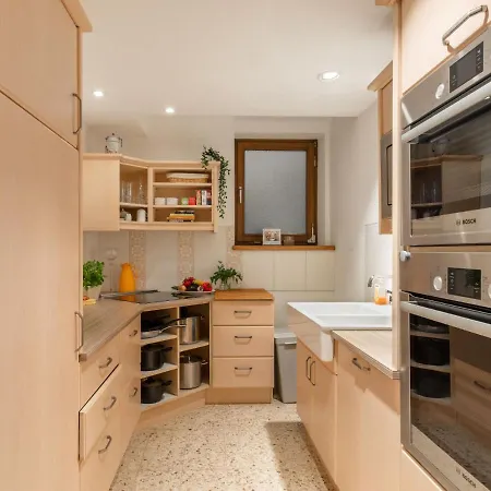 アパート Apartmenthaus Dreier-2 By Interhome Neukirchen am Großvenediger