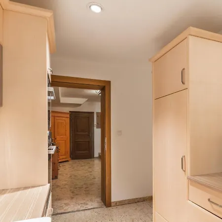 Apartmenthaus Dreier-2 By Interhome アパート